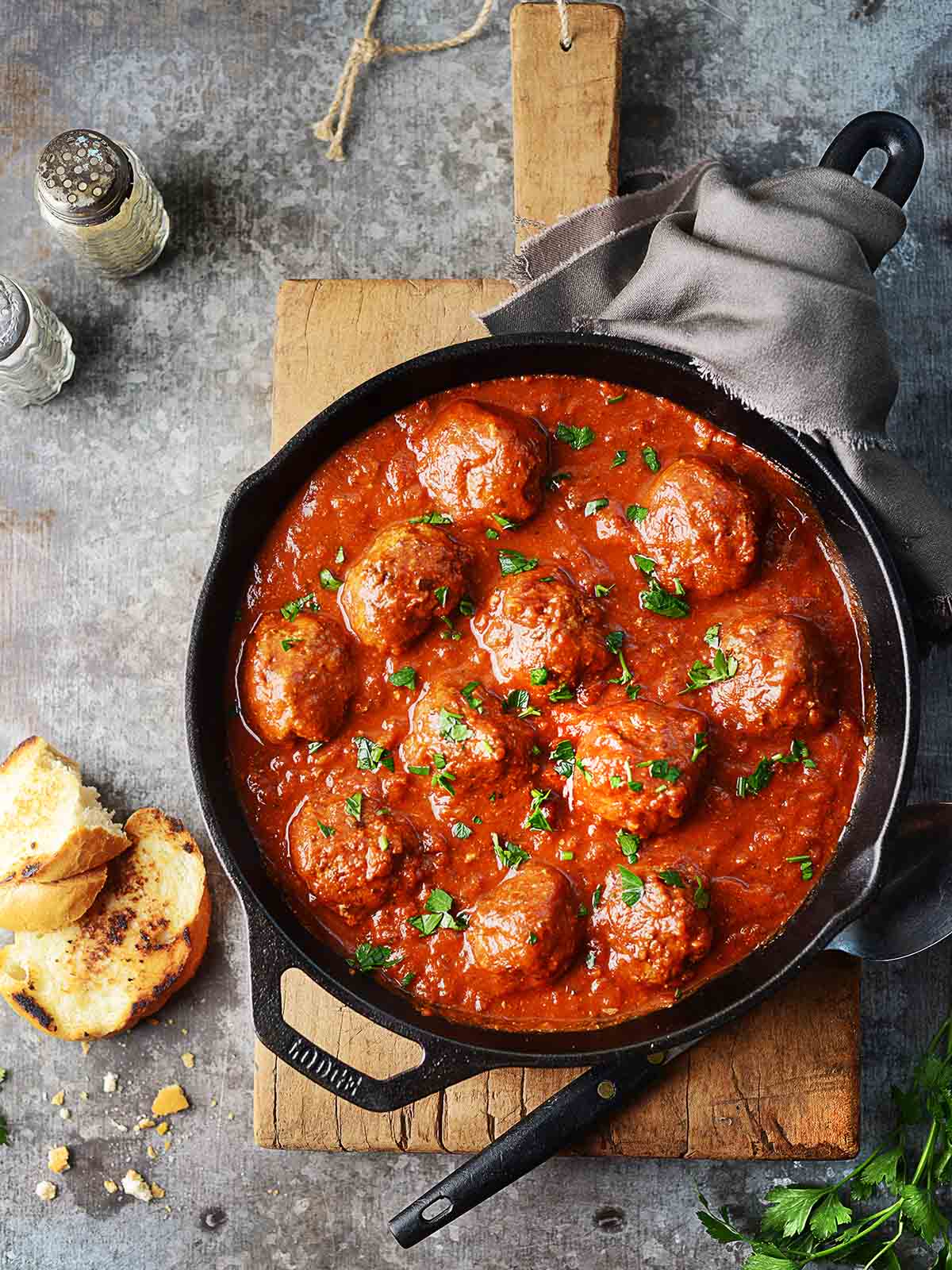 Healthy Meatballs: Flavorful and Tender!